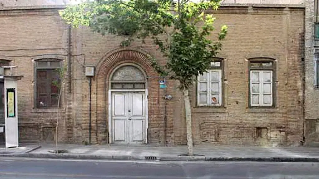 ملک کلنگی دولت آباد خیابان ۲۰ متری
