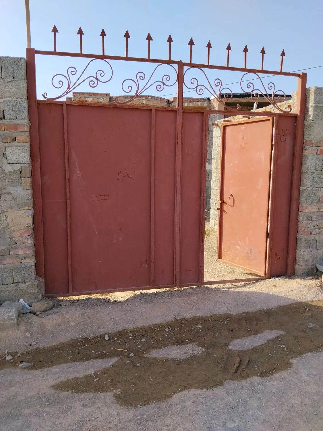 فروش خانه در شهر گشت