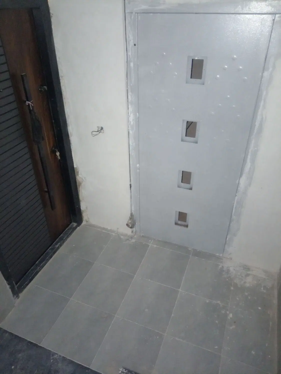 فروش آپارتمان در یبر