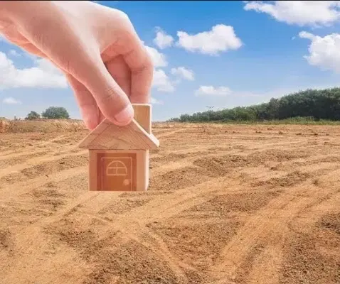 قطعه 100متری 10×10دو نبش زیر میدان