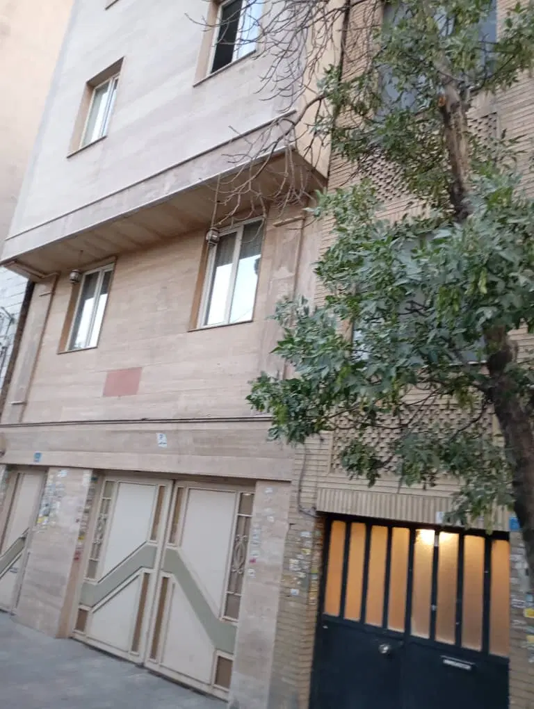 ملک کلنگی تهرانسر غربی فاز 2 متراژ 140 متری