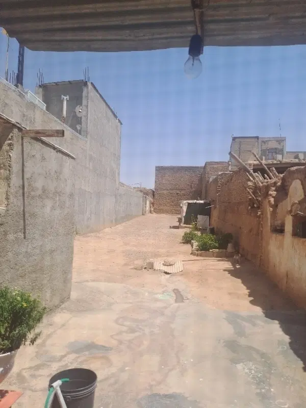 زمین مسکونی دهسرخ