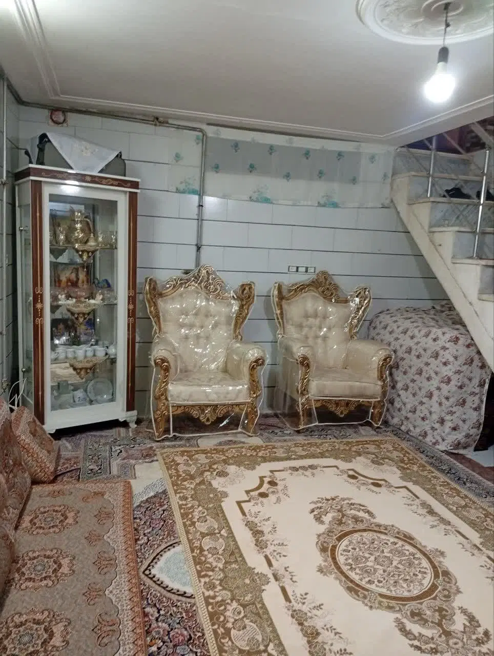 زیر زمین چهل متری مناسپ برای زوج کم وسیله دارن