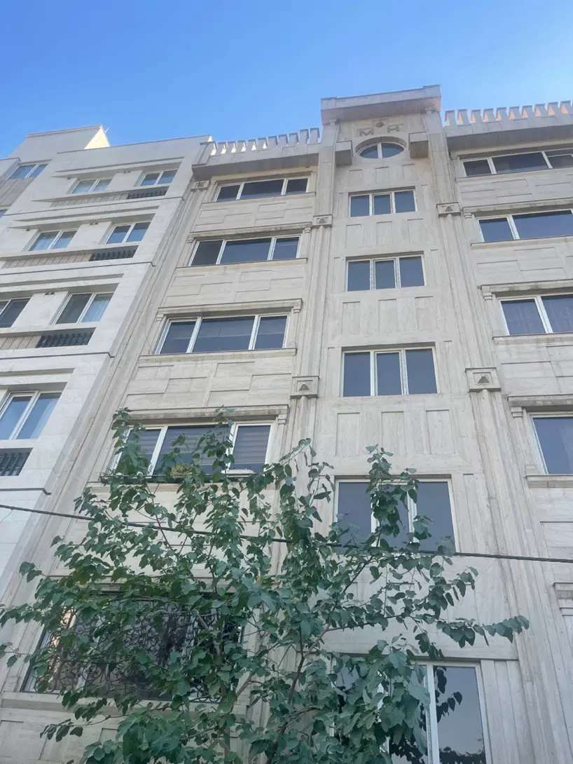 ۹۵مترفول امکانات۱۰واحد،حسینی
