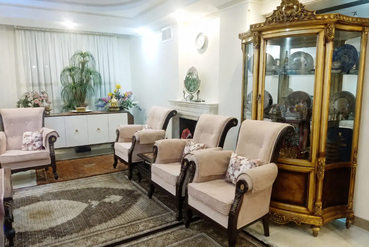 مرزداران ۹۹متر ۱۲ ساله روبه آفتاب