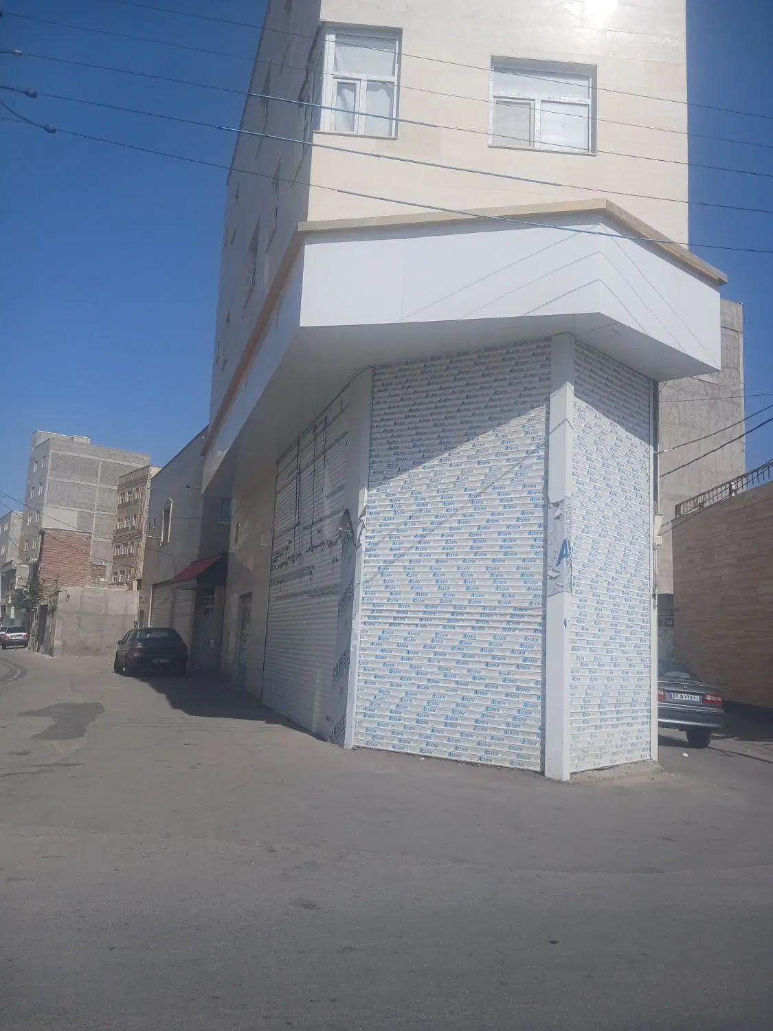 فروش مغازه ۱۳۵ متری در بر قاسمیه