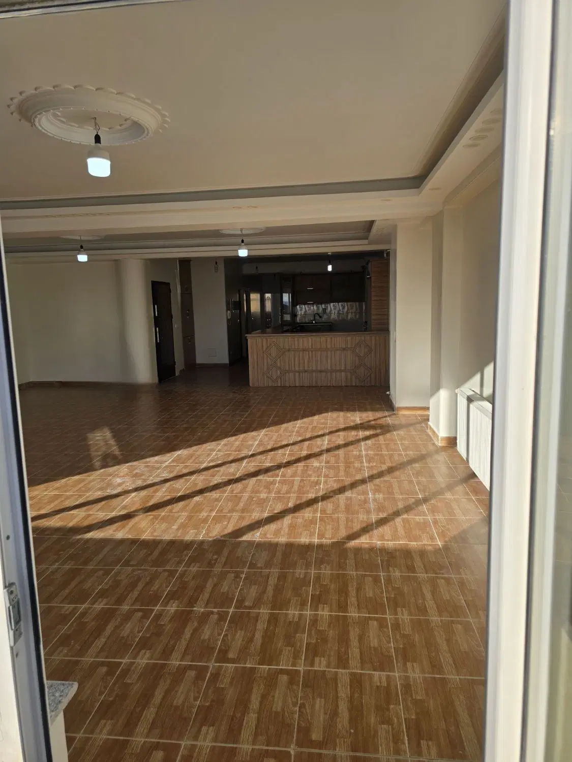 آپارتمان ۱۸۰ متر جنوبی ،سند ششدانگ