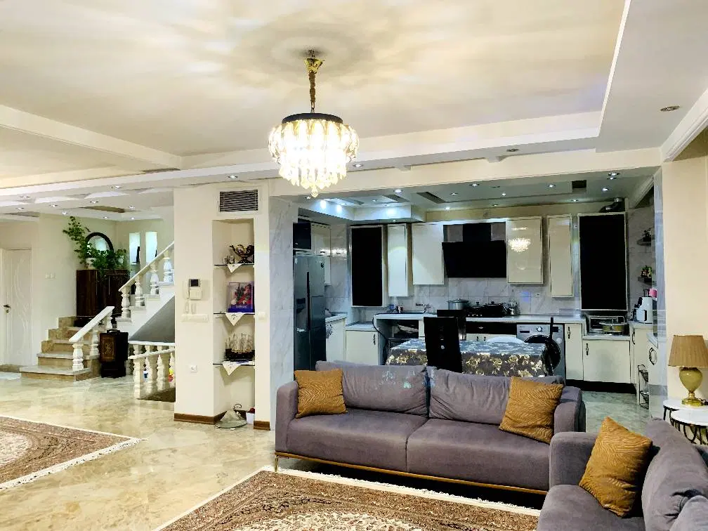 ویلا تریبلکس_۴خواب_سندتک برگ_تاپ لوکیشن
