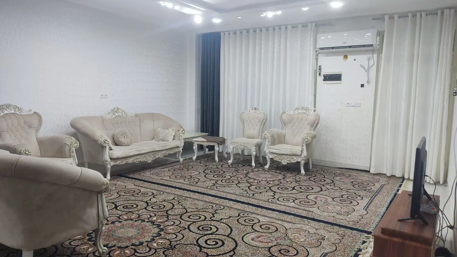 خونه ویلایی گورک مزار حسینی
