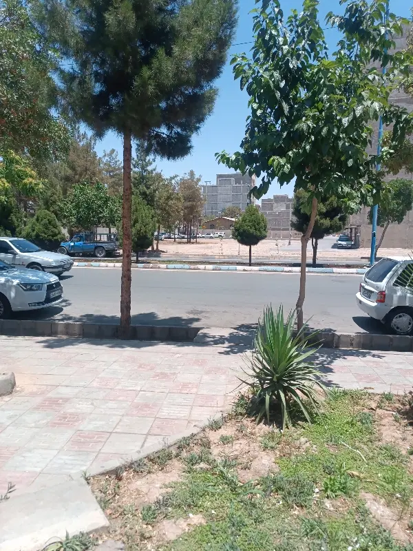 زمین . کوچه شهرداری منطقه5