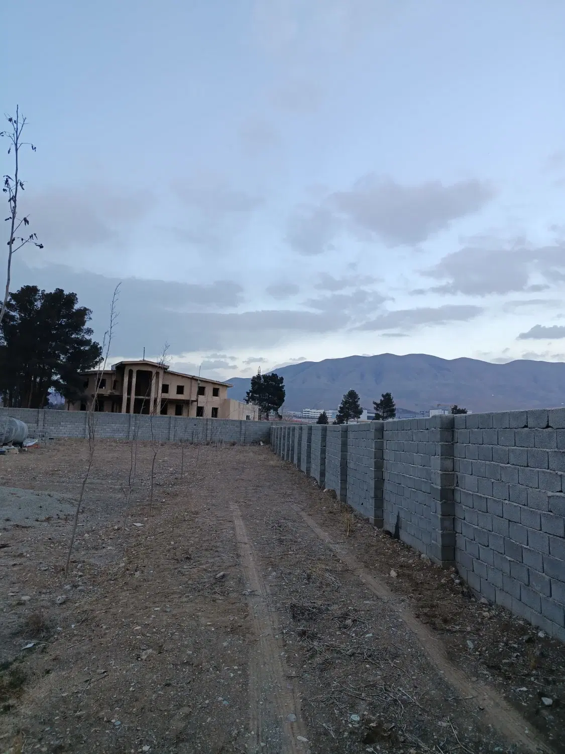 زمین کردان