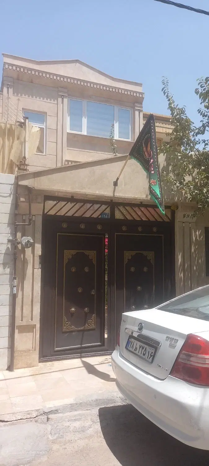 منزل ۳طبقه شمالی در زنبیل آباد