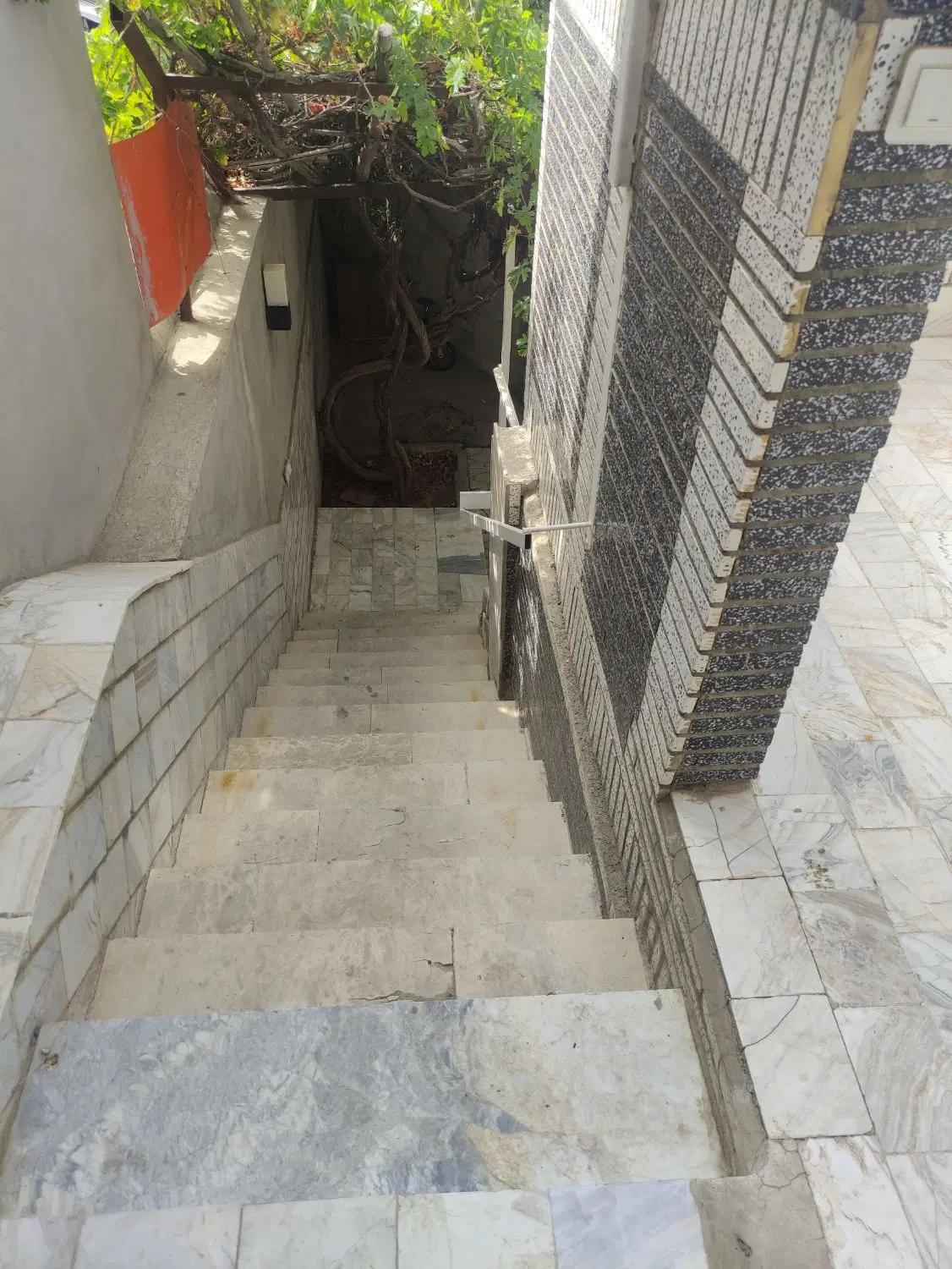 فروش یک واحد راه جدا