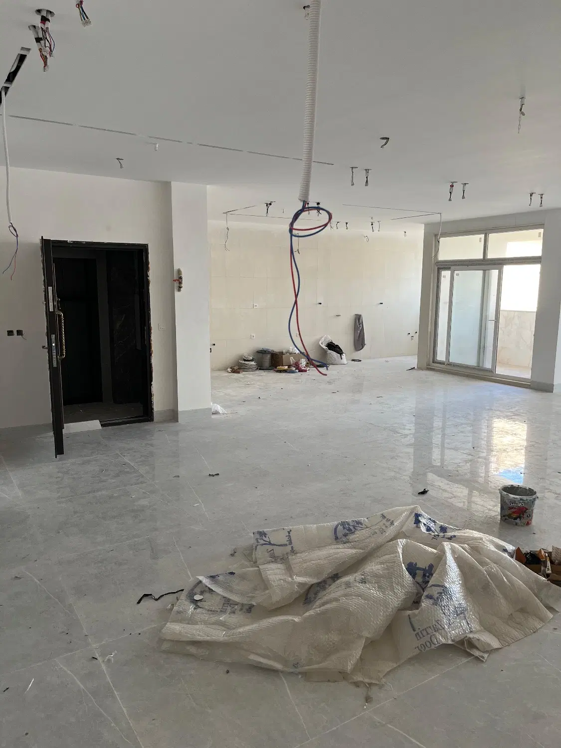 فروش واحدمسکونی ۲۱۰ متری