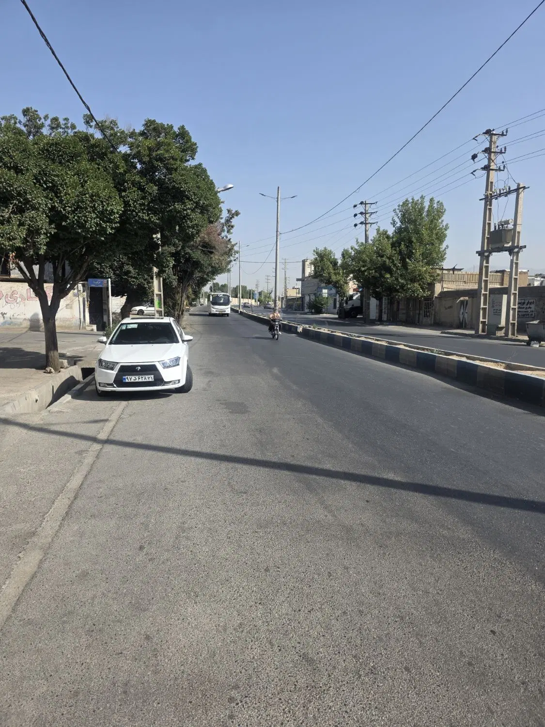 ملک تجاری۲۰۰متر