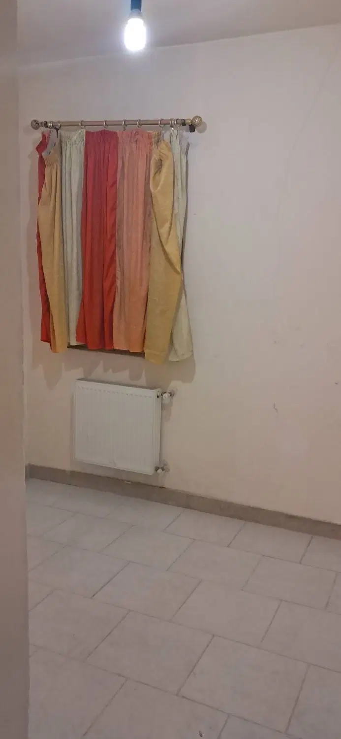 فروش واحد مسکونی هشتگرد شهرک گلخانه