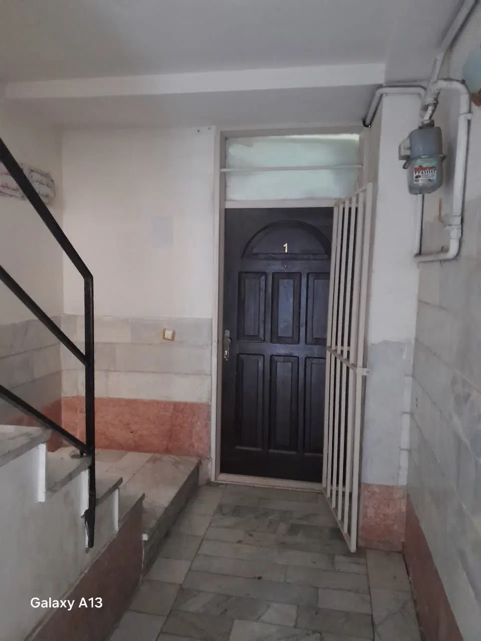 همکف ۶۵ متری