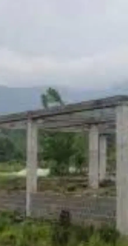 ۱۱۰۰ متر مسکونی با سازه ستونی آماده