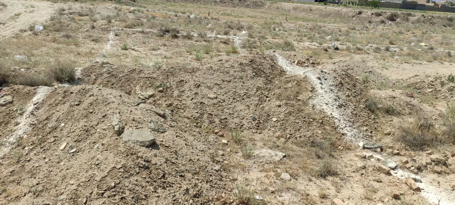 یک قطعه زمین