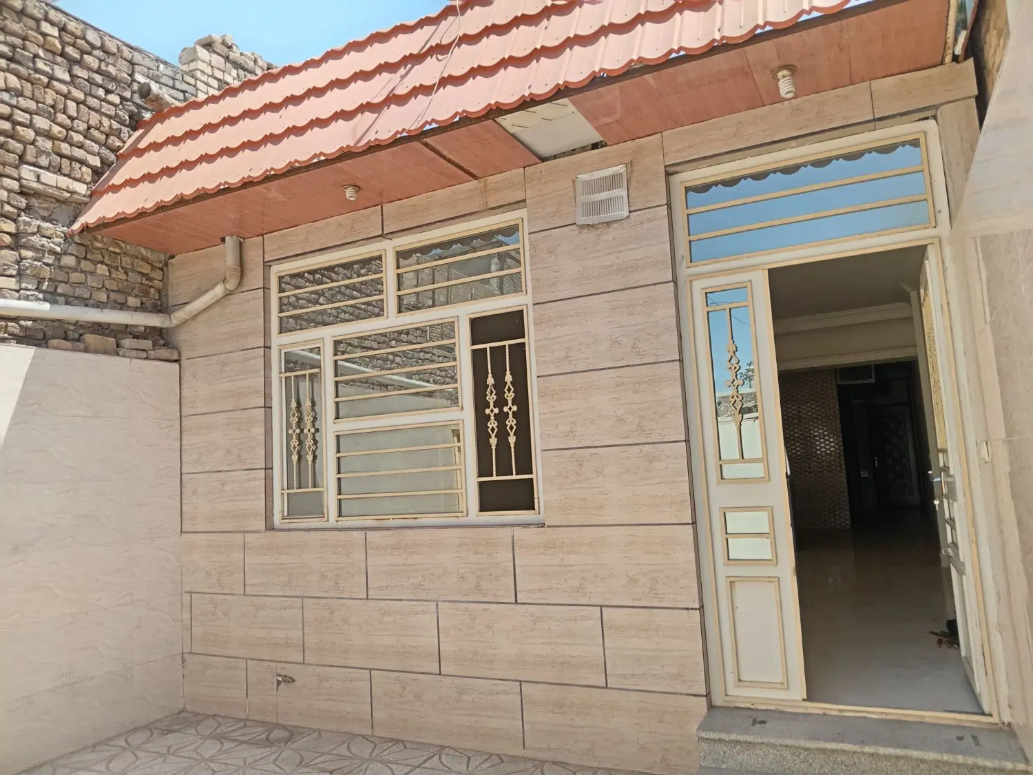 خانه ویلایی ۹۰متری شهید حسینی
