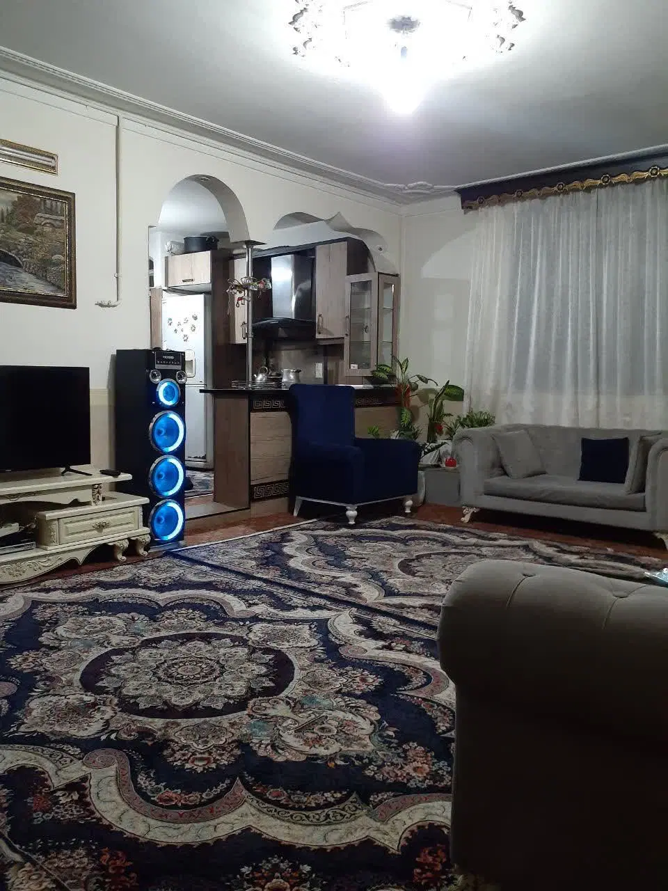 آپارتمان۷۵متری۲خواب کیانشهر خ ابراهیمی
