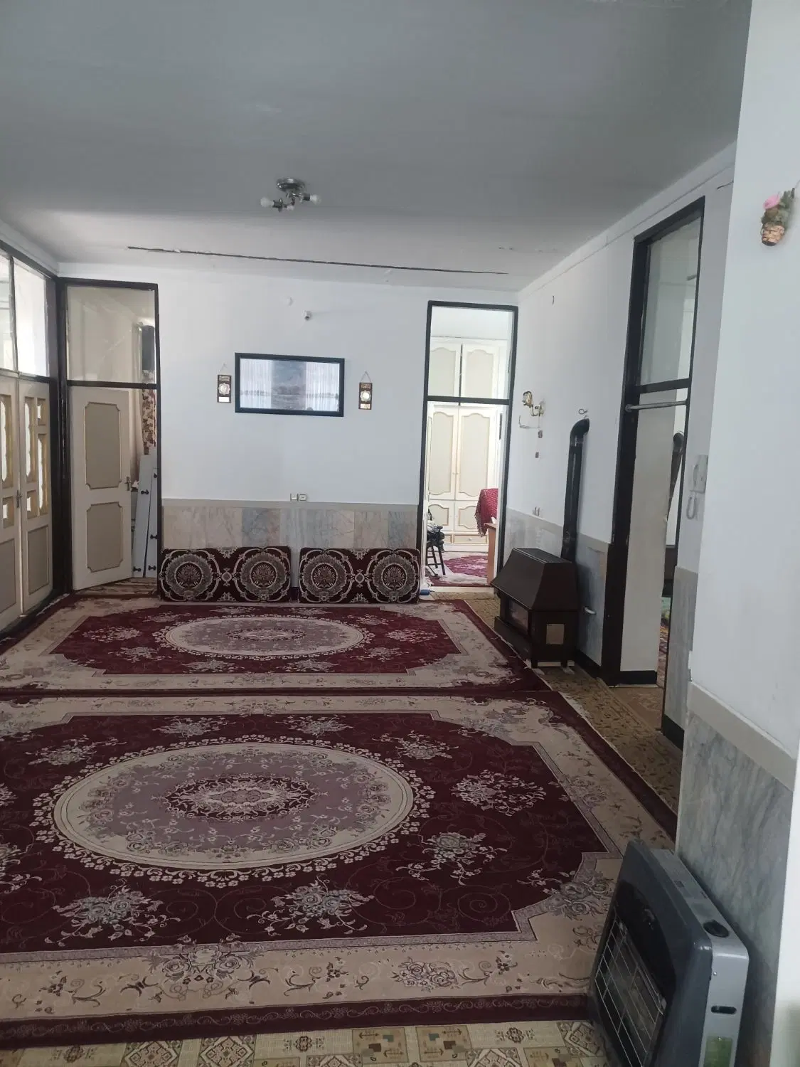 فروش خانه ویلایی همراه با باغ دربانقلان