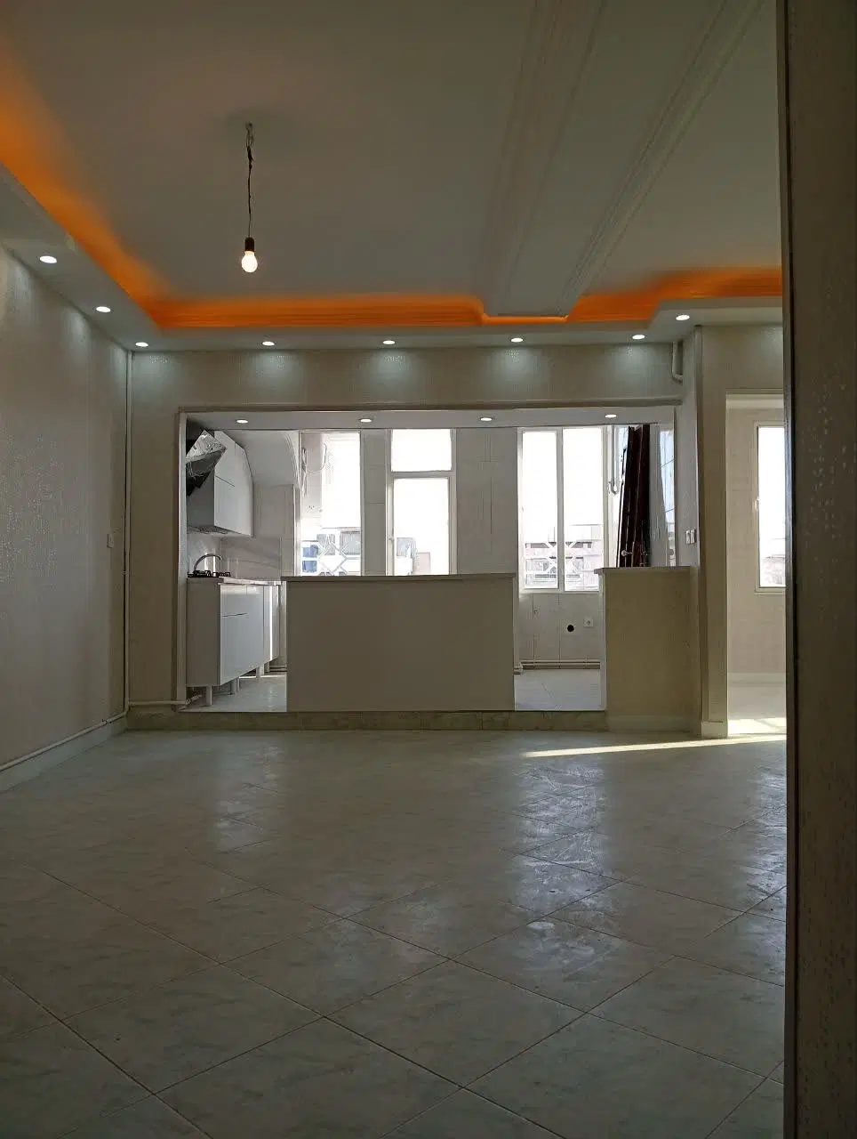 واحد ۷۸ متری فول امکانات خیابان فاطمیه