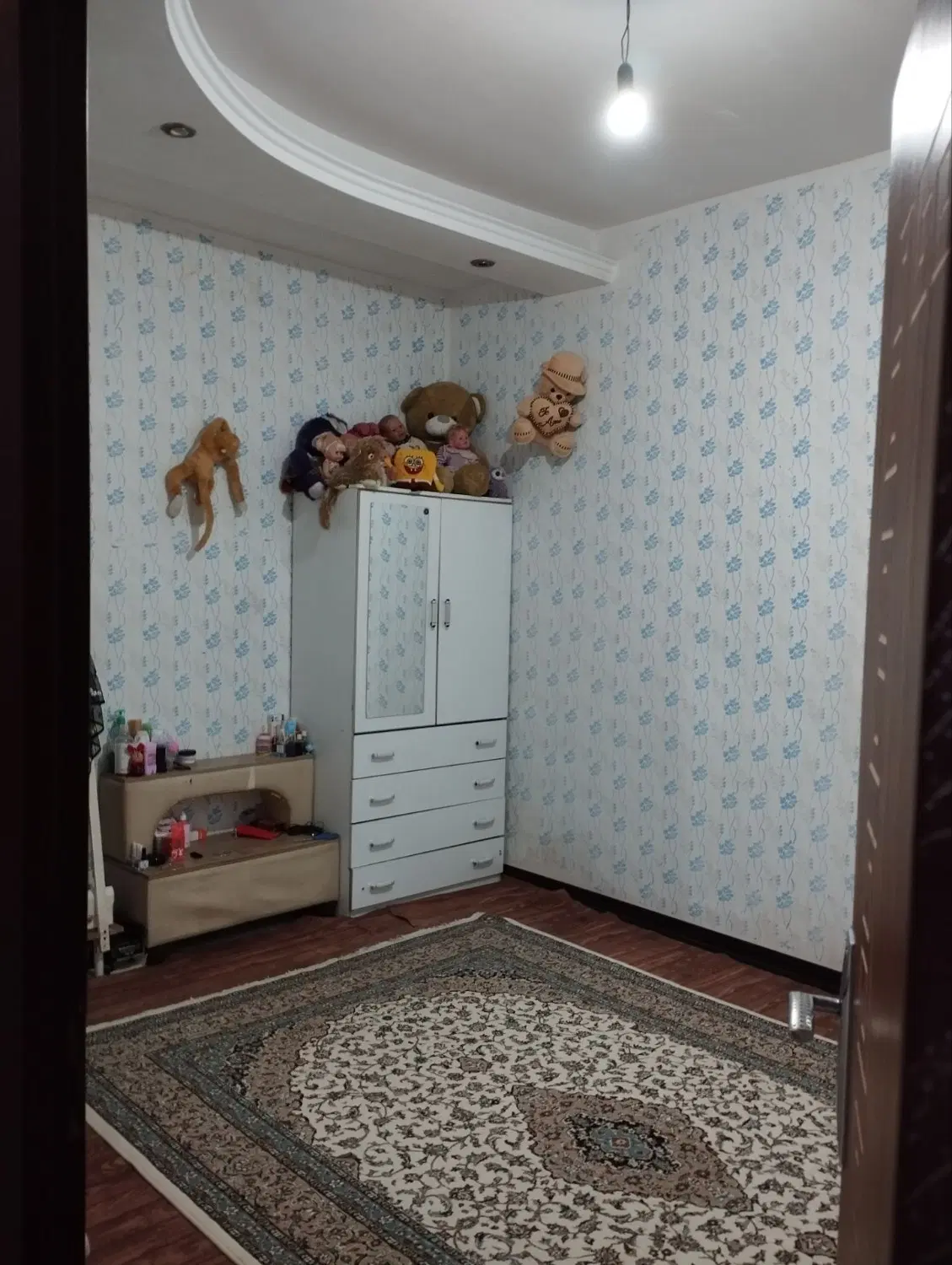 واحد 120 متری شیک و تمیز