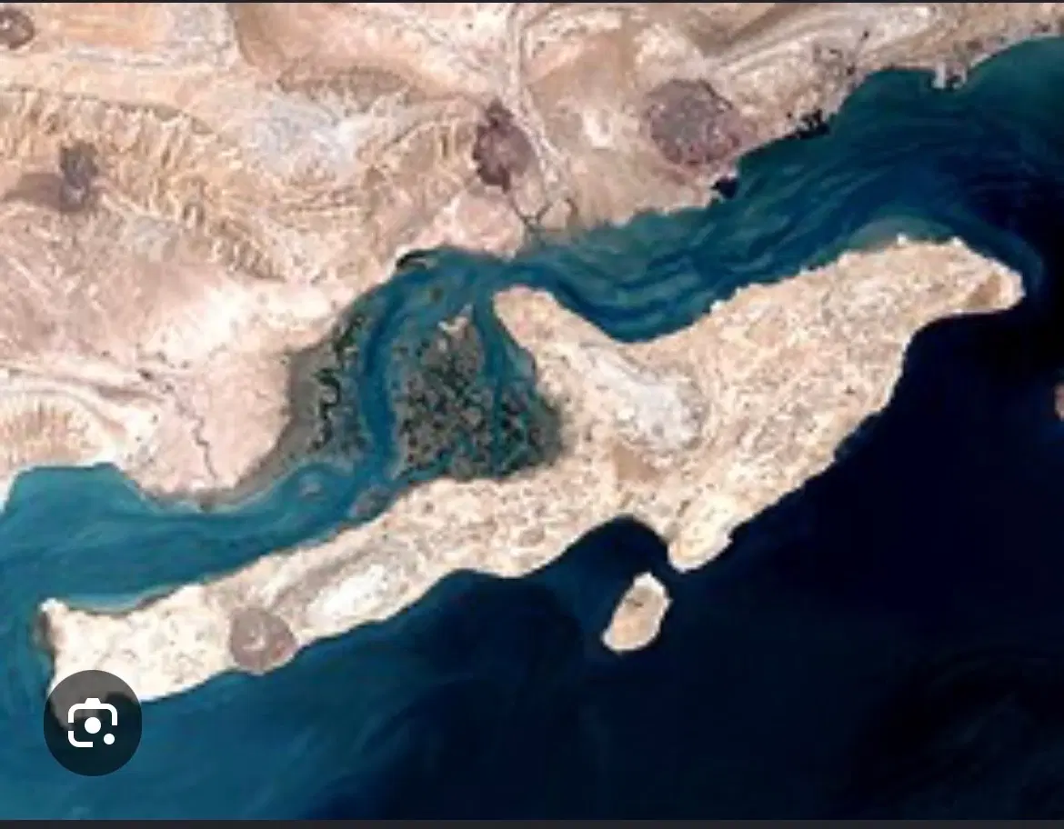 زمین طولا ۱۴۳۴ متر