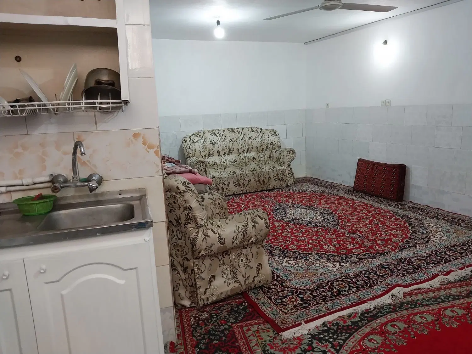مجموعه‌ای خانه سوئیت واتاق وهمکف ویلاهی