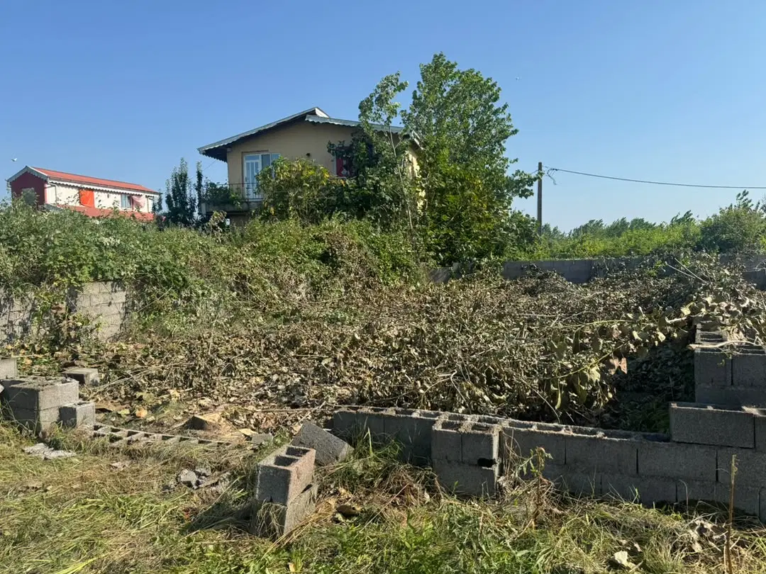زیباکنار200متربرجاده اصلی دارای امکانات