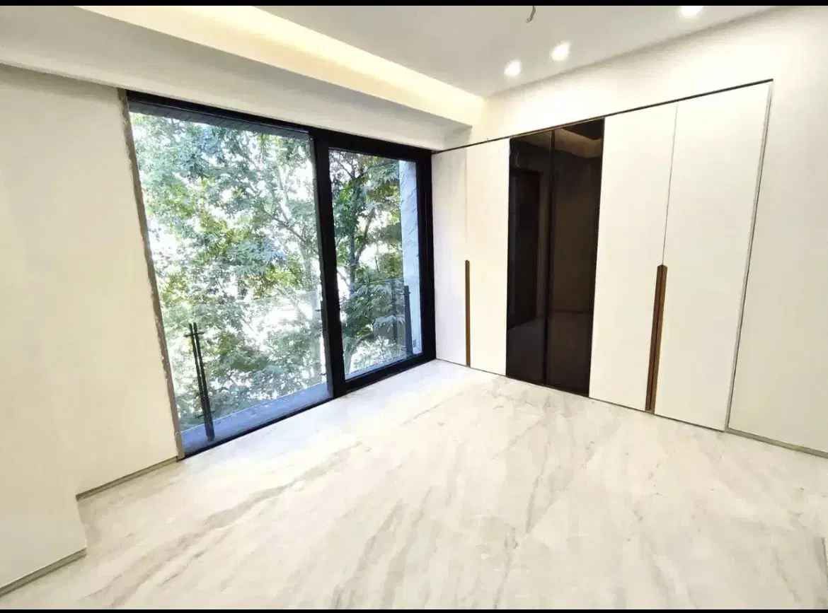 ۷۰ متر دو خوابه بلوک ۲ وایین آماده تخلییه