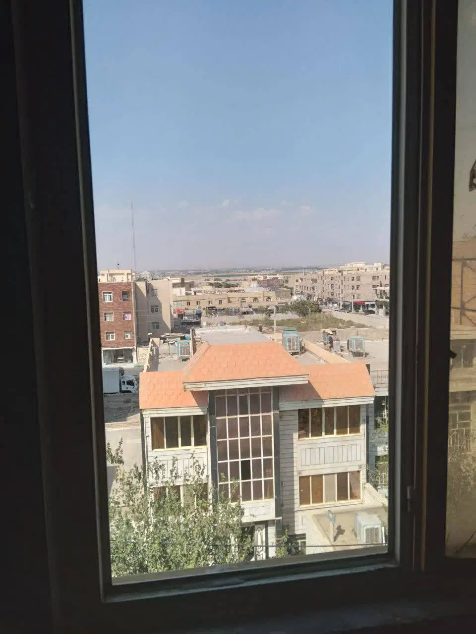 اجاره آپارتمان ۶۸ متری در پیشوا نقش جهان