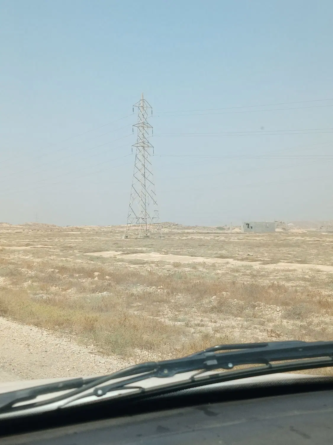 زمین 2هزار متری قلعه بر اتوبان