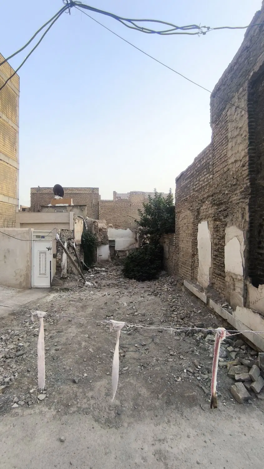 معاوضه زمین دم حرم با واحد مسکونی داخل شهر