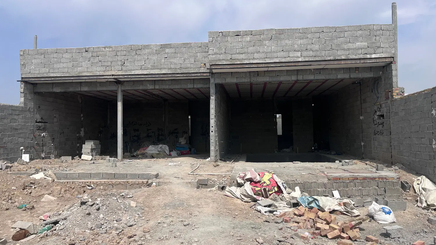 ویلا ۷۰ درصد ساخت کاملا شخصی و مهندسی