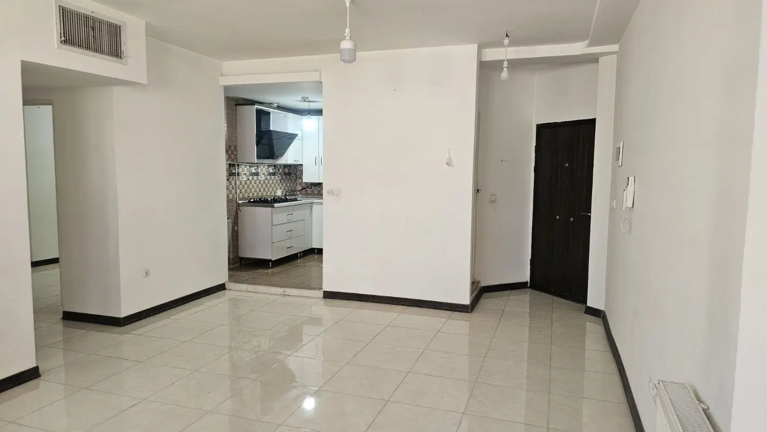 آپارتمان دوخوابه ۱۱۰ متر صدرا