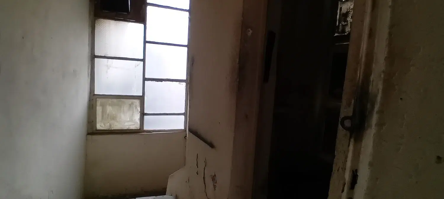 خانه کلنگی ۱۰۴ متری