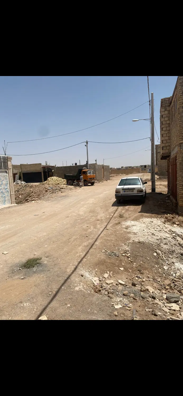 خانه نیمه ساز