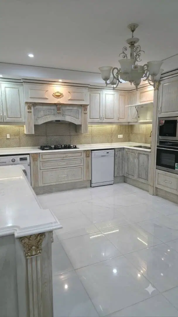 آپارتمان۲۱۱ متری۳ خواب بخارایی احمدآباد