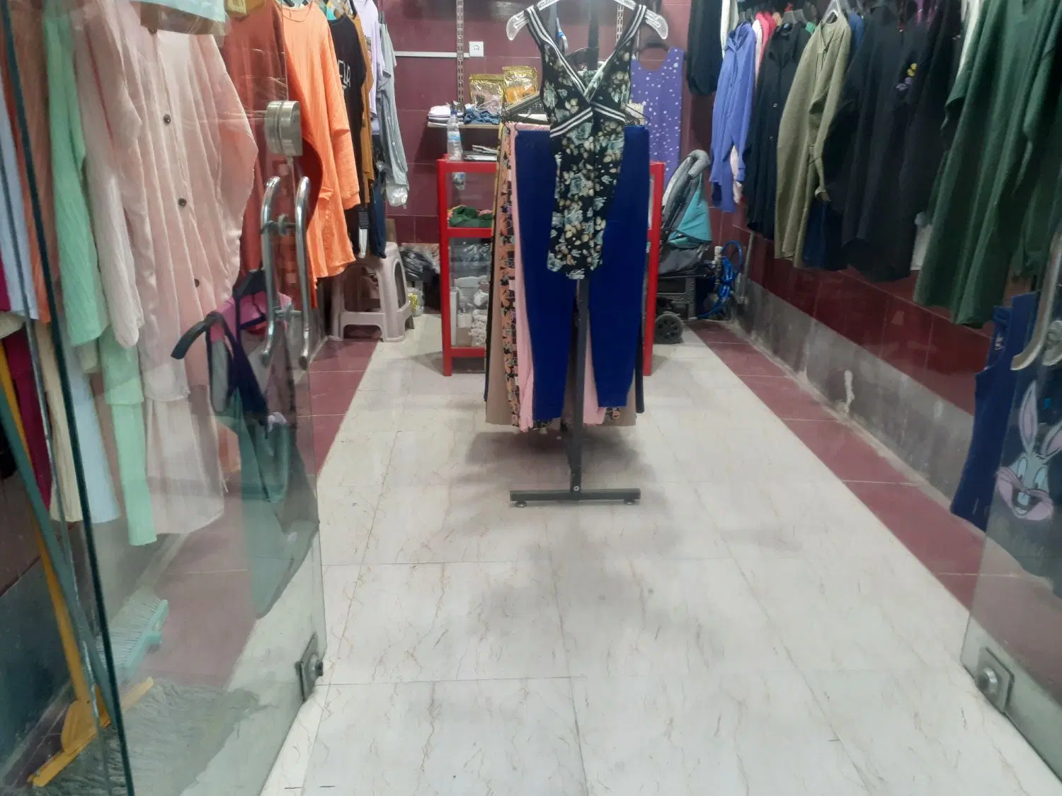 مغازه فروش