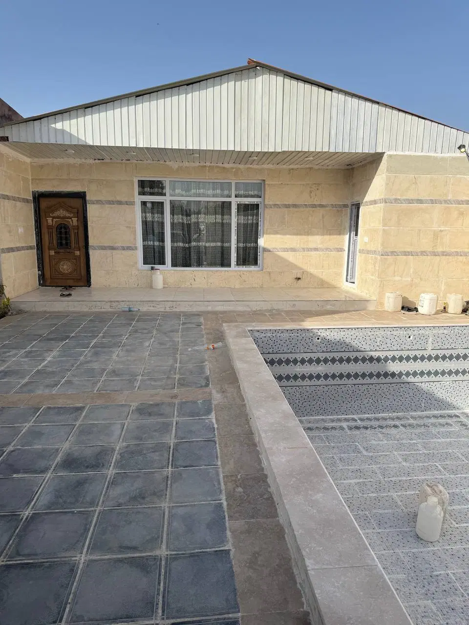 باغچه ۳۰۰ متری