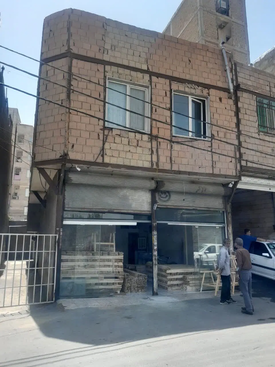 مرتضی گردفروش آپارتمان و مغازه در مرتضی گرد