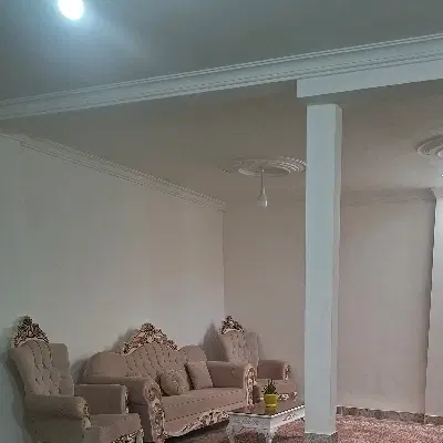 حیاط فروشی ۱۹۰ متر  طرزیلو