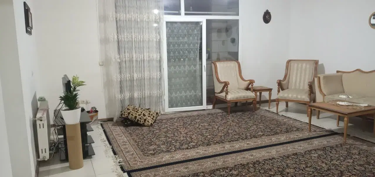 فروش آپارتمان تمیز  ۱۰۶ متری سی ۲