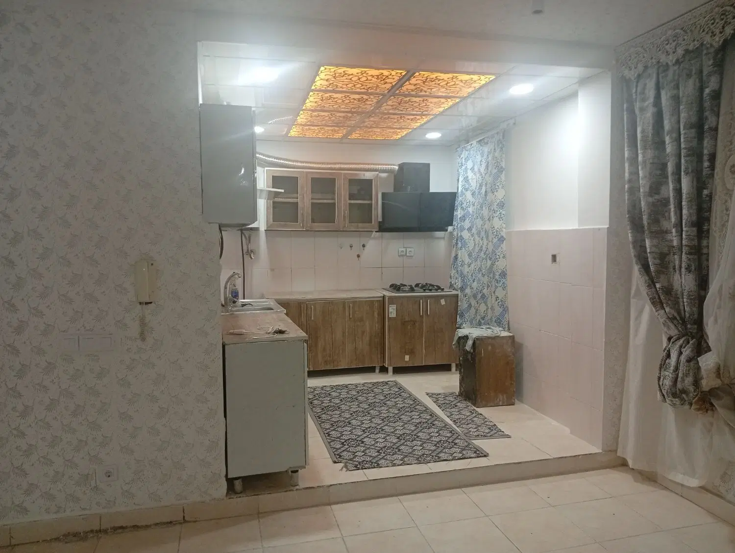 خانه مهر مسکن 29طبقه سه واحد سه پشت بازارچه