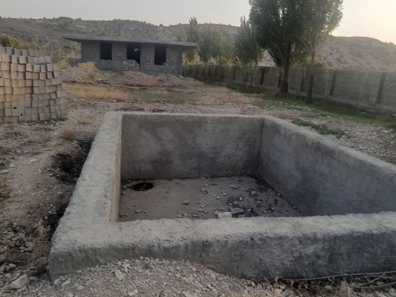 فروش باغچه روستای چهل‌چشمه
