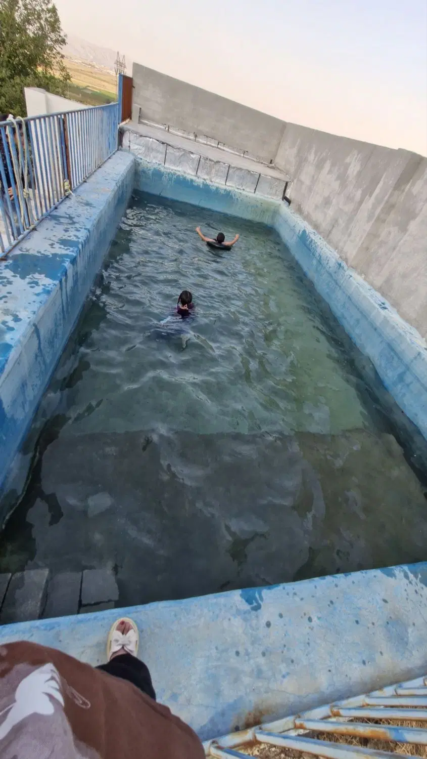 باغ به متراژ ۲۵۰۰ متر مربع سنجانک کنار کوه