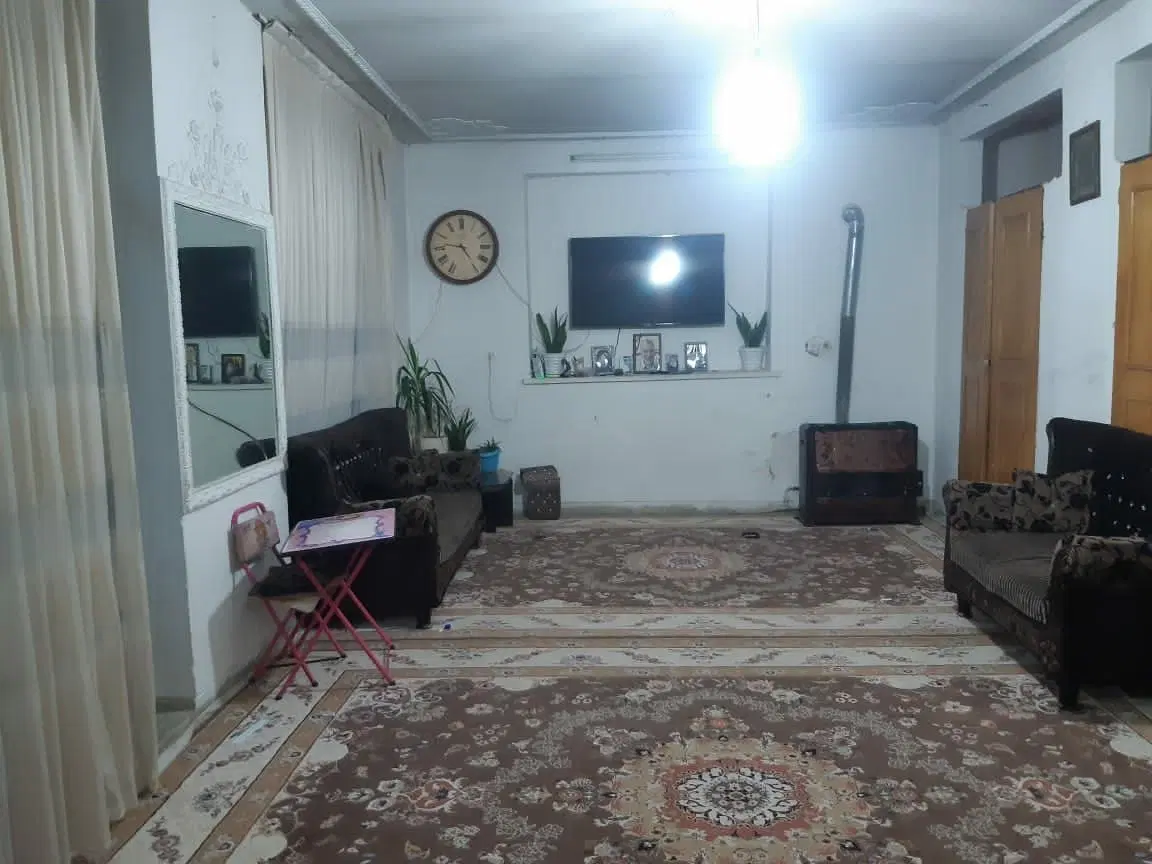فروش خانه کلنگی حیاط‌دار  امامزاده یحیی