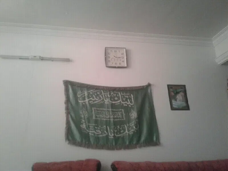 همخونه خانم  میخام متدین باشه